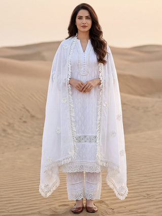 Safed Rukshar Set Of A Line Kurta Pants & Dupatta