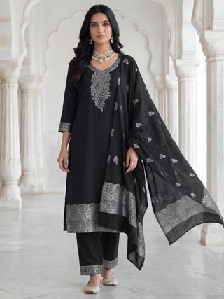 Shishir Ishaani Unstitched Suit Set