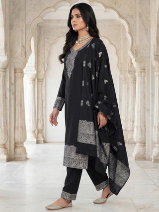 Shishir Ishaani Unstitched Suit Set