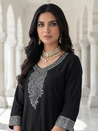 Shishir Ishaani Unstitched Suit Set