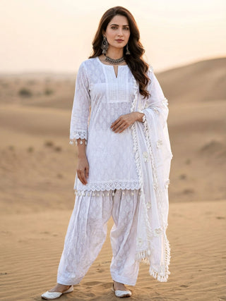 Safed Samah Set Of Kurta Farshi Pants Dupatta