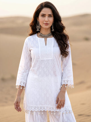 Safed Tamanna Farshi Set Of Kurta & Salwar