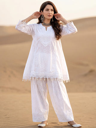 Safed Roheen Farshi Set Of Kurta & Salwar