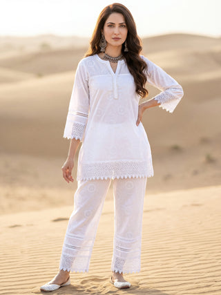Safed Noor Co-ord Set Of Top & Pants