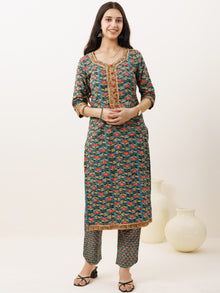 Rozana Parizaad Set Of Kurta Pants Kota Doria Dupatta