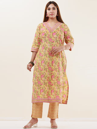 Umang Jiva Straight Kurta