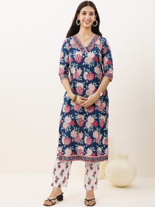 Rozana Nazmil Set Of Kurta Pants Kota Doria Dupatta