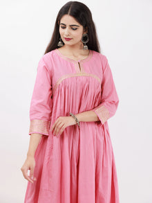 Parv Sunaina Set Of Kurta Pants Kota Dupatta