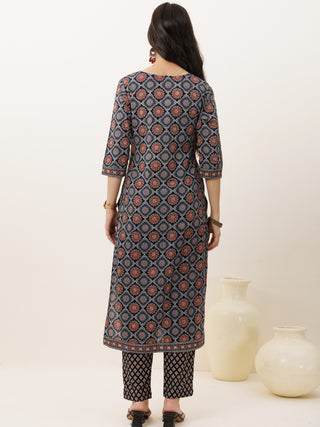 Ajrakh Shamiyana Kurta