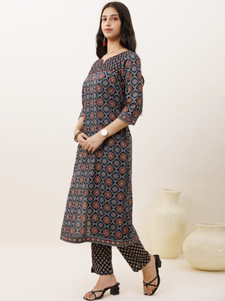 Ajrakh Shamiyana Set Of Kurta Pants Dupatta