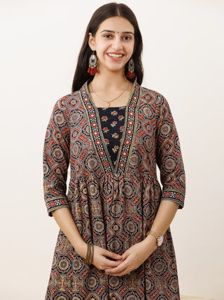 Ajrakh Tabasum Kurta