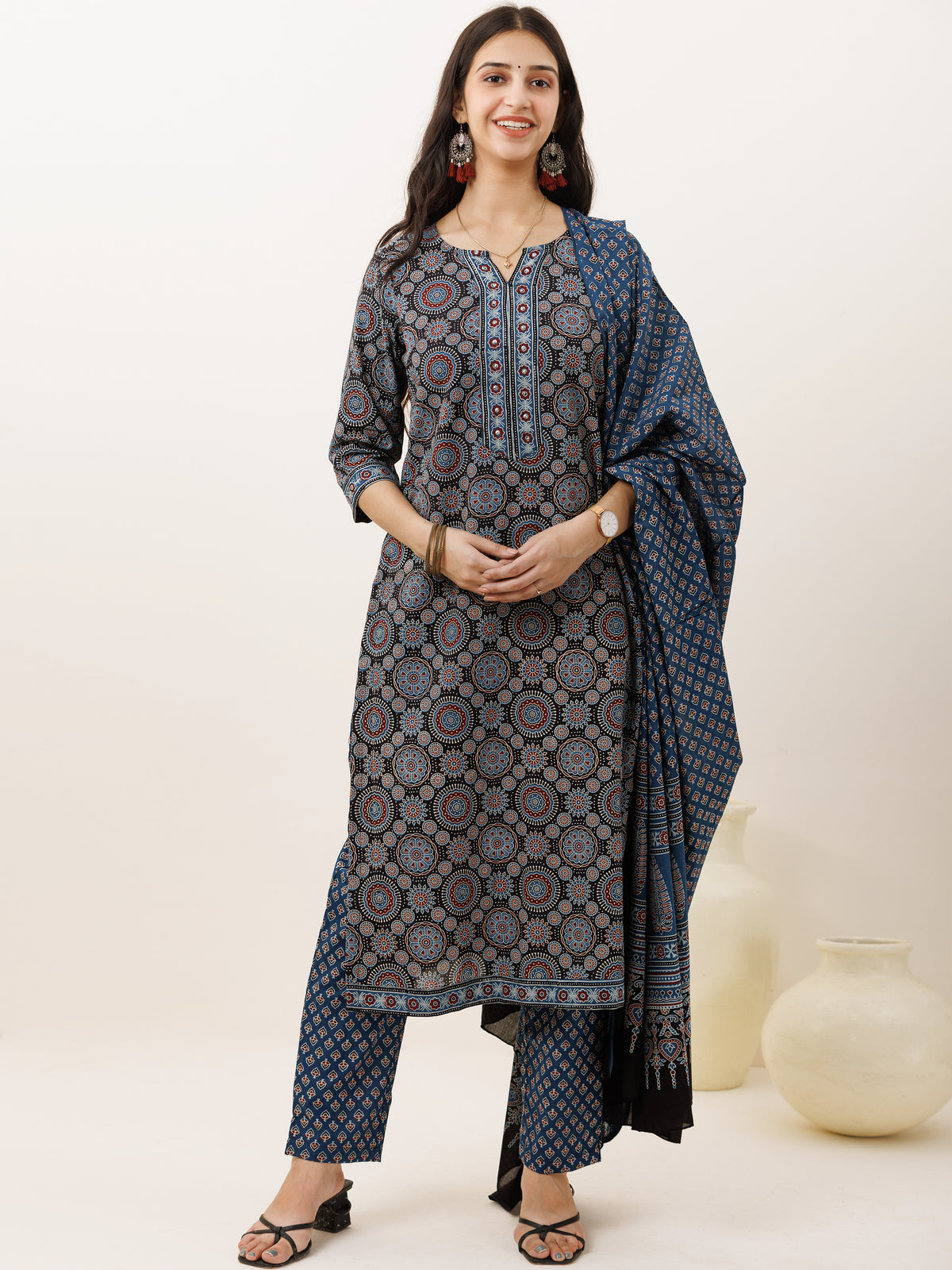 Ajrakh Megha Set Of Kurta Pants Dupatta