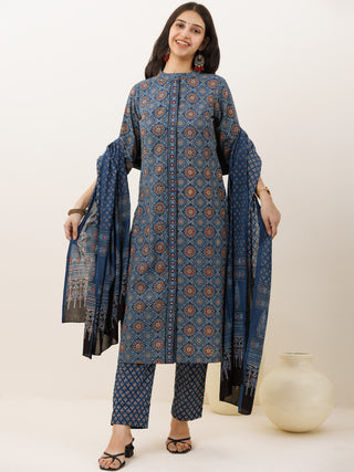 Ajrakh Ruhani Set Of Kurta Pants Dupatta