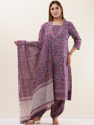 Umang Tasha Set Of Kurta Pants Dupatta