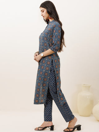 Ajrakh Ruhani Set Of Kurta Pants Dupatta