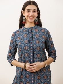 Ajrakh Ruhani Set Of Kurta Pants Dupatta