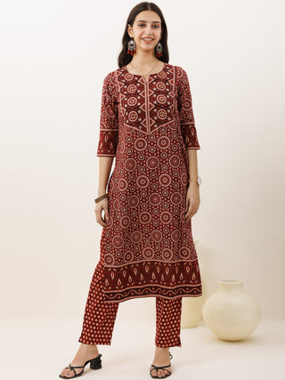 Ajrakh Tahsin Set Of Kurta Pants Dupatta