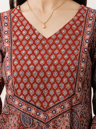Ajrakh Mida Set Of Kurta Pants Dupatta