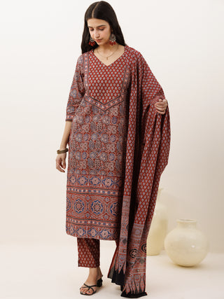 Ajrakh Mida Set Of Kurta Pants Dupatta