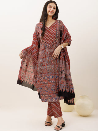 Ajrakh Mida Set Of Kurta Pants Dupatta