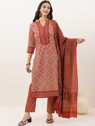 Ajrakh Rangrez Set Of Kurta Pants Dupatta