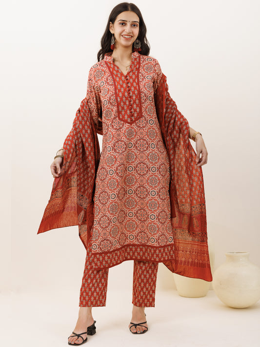 Ajrakh Rangrez Set Of Kurta Pants Dupatta