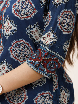 Ajrakh Mohak Set Of Kurta Pants Dupatta