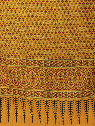 Hand Block Printed Cotton Fabric Per Meter - F001F2748