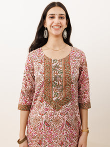 Rozana Apsara Set Of Kurta Pants Kota Doria Dupatta