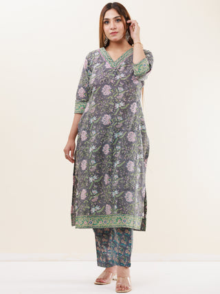 Umang Pari Straight Kurta
