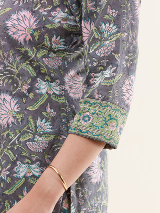 Hand Block Printed Cotton Fabric Per Meter - F001F2863