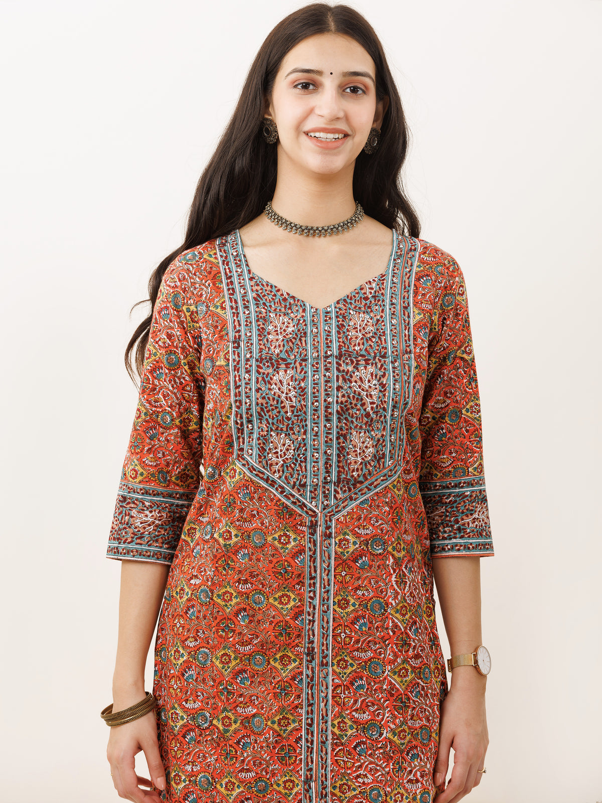 Rozana Siya Kurta