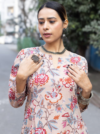 Roz Mohak Set Of Kali Kurta Pants Dupatta