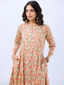 Aina Meher Set Of Kali Kurta Pants Dupatta