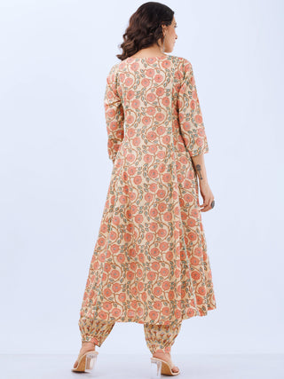 Aina Meher Kali Kurta