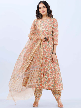 Aina Meher Set Of Kali Kurta Pants Dupatta