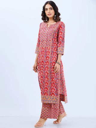 Aina Nia Set Of Kurta Pants Dupatta