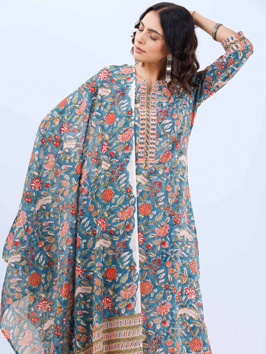 Aina Nisha Set Of Kurta Pants Dupatta