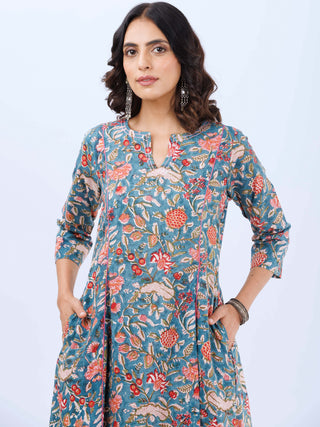 Aina Bindu Kali Kurta