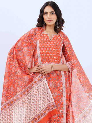 Aina Midha Set Of Kurta Pants Dupatta