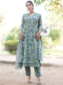 Roz Tabu Set Of Kurta Pants Dupatta