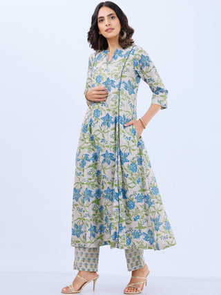 Aina Nutan Set Of Kali Kurta Pants Dupatta