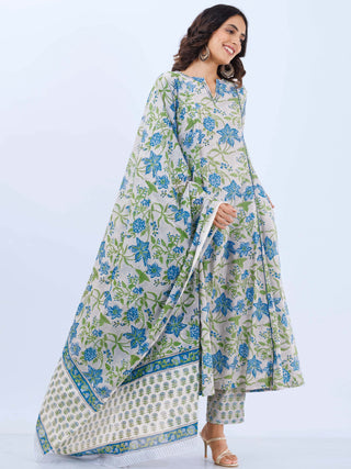 Aina Nutan Set Of Kali Kurta Pants Dupatta