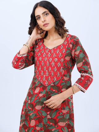 Aina Jina Kurta