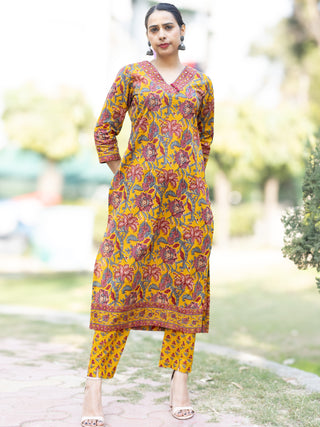 Roz Megha Set Of Kurta Pants Dupatta