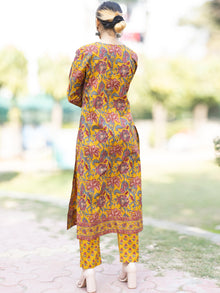 Roz Megha Kurta