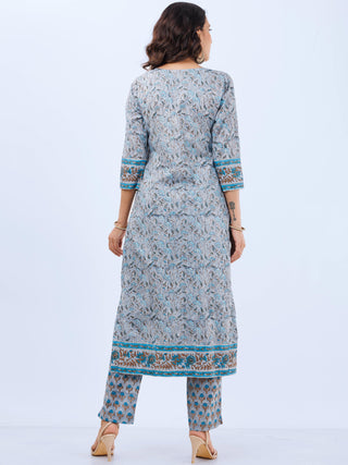 Aina Mohak Kurta
