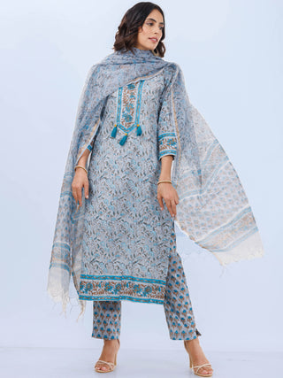 Aina Mohak Set Of Kurta Pants Kota Dupatta
