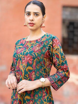 Roz Misha Kali Kurta