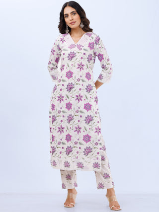 Aina Pari Set Of Kurta Pants Dupatta